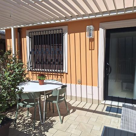 Bilocale Con Giardino A 200Mt Dal Mare - Homeunity Rimini Ngoại thất bức ảnh