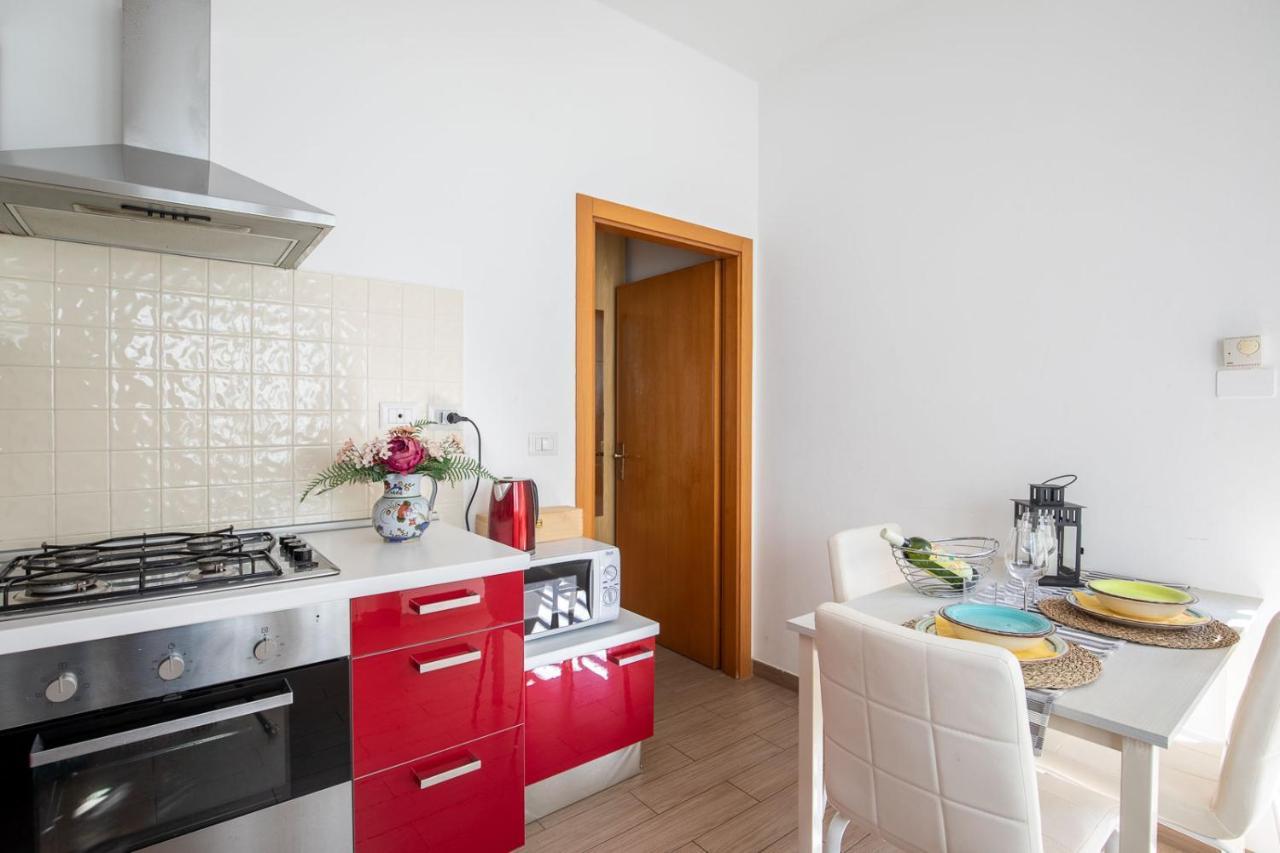 Bilocale Con Giardino A 200Mt Dal Mare - Homeunity Rimini Ngoại thất bức ảnh