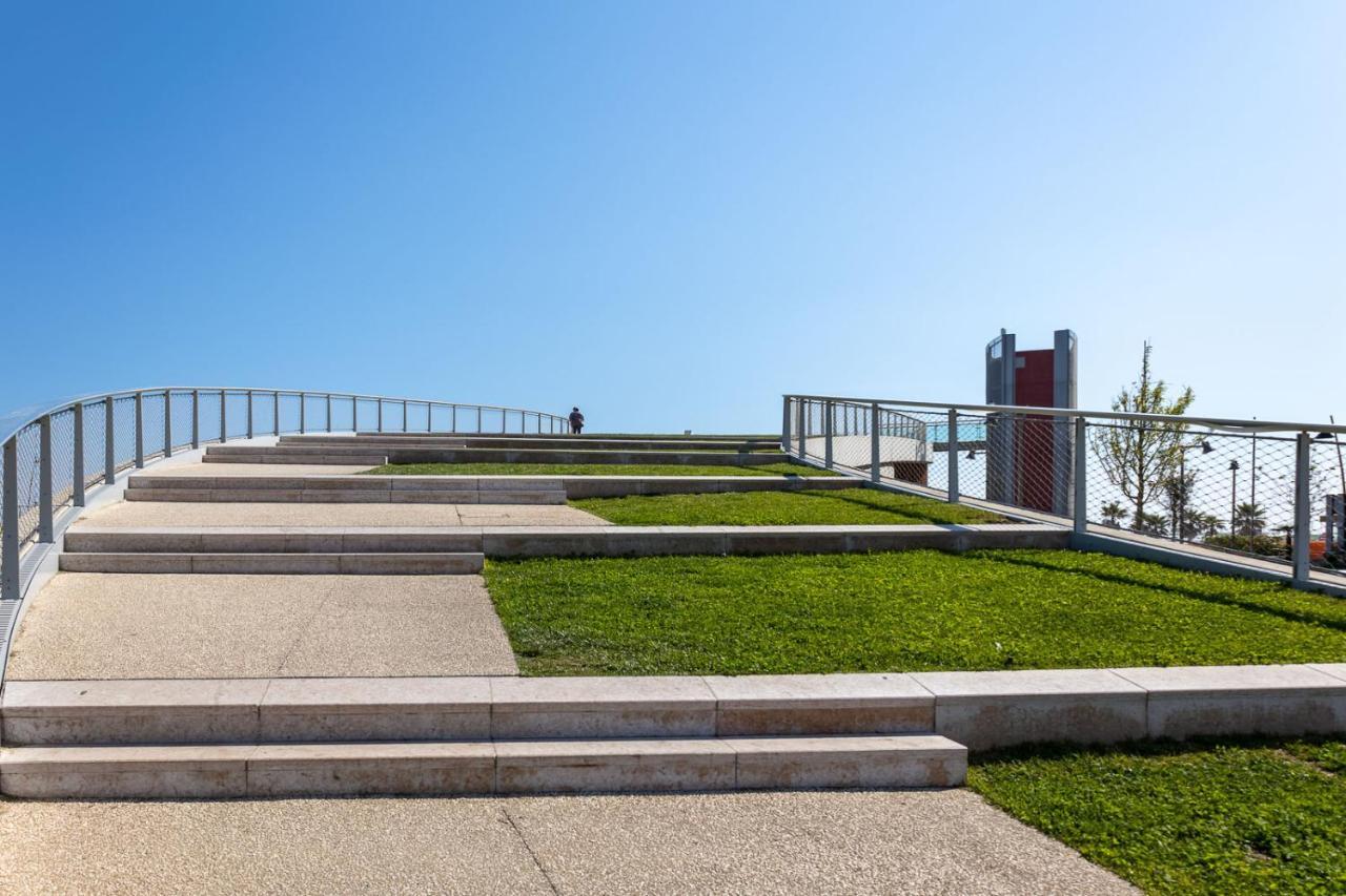Bilocale Con Giardino A 200Mt Dal Mare - Homeunity Rimini Ngoại thất bức ảnh